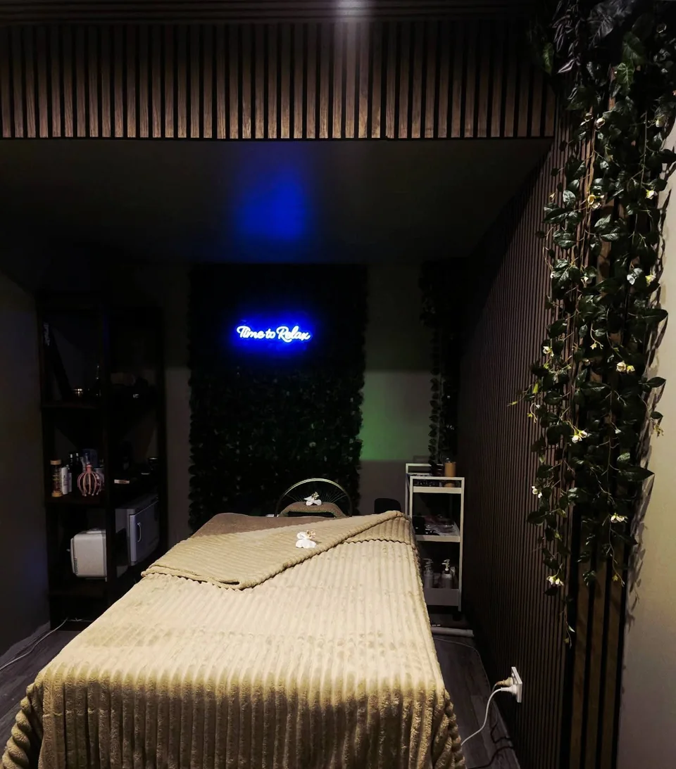 Calm spa room for relaxation treatment